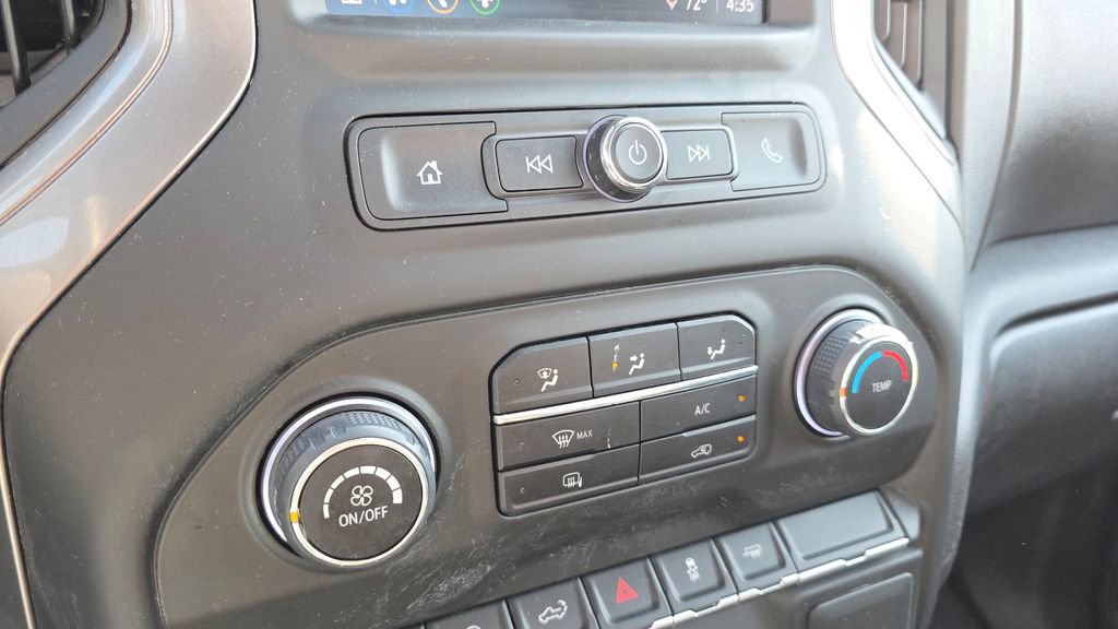 Used 2025 Chevrolet Silverado 1500 W/T image 18