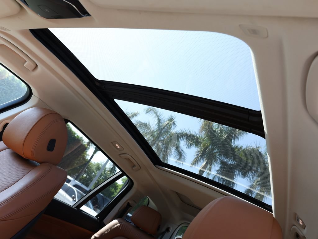 Used 2022 BMW X7 xDrive40i w/ Executive Package AWD/4WD image 22
