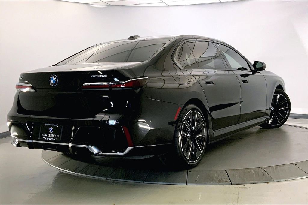 Certified 2023 BMW i7 xDrive60 AWD/4WD image 12