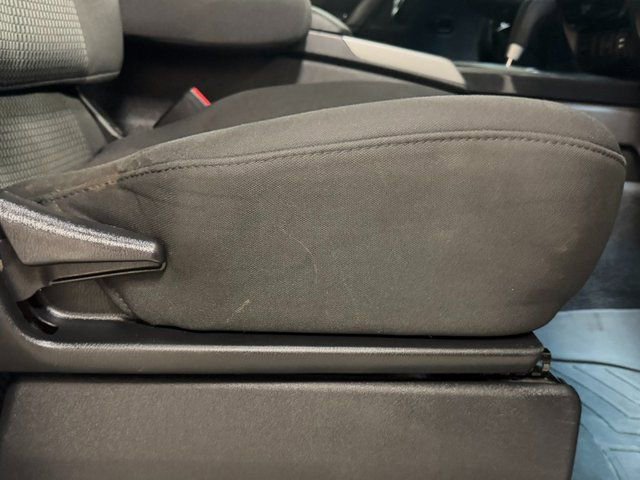 Used 2013 Nissan Titan SV image 38