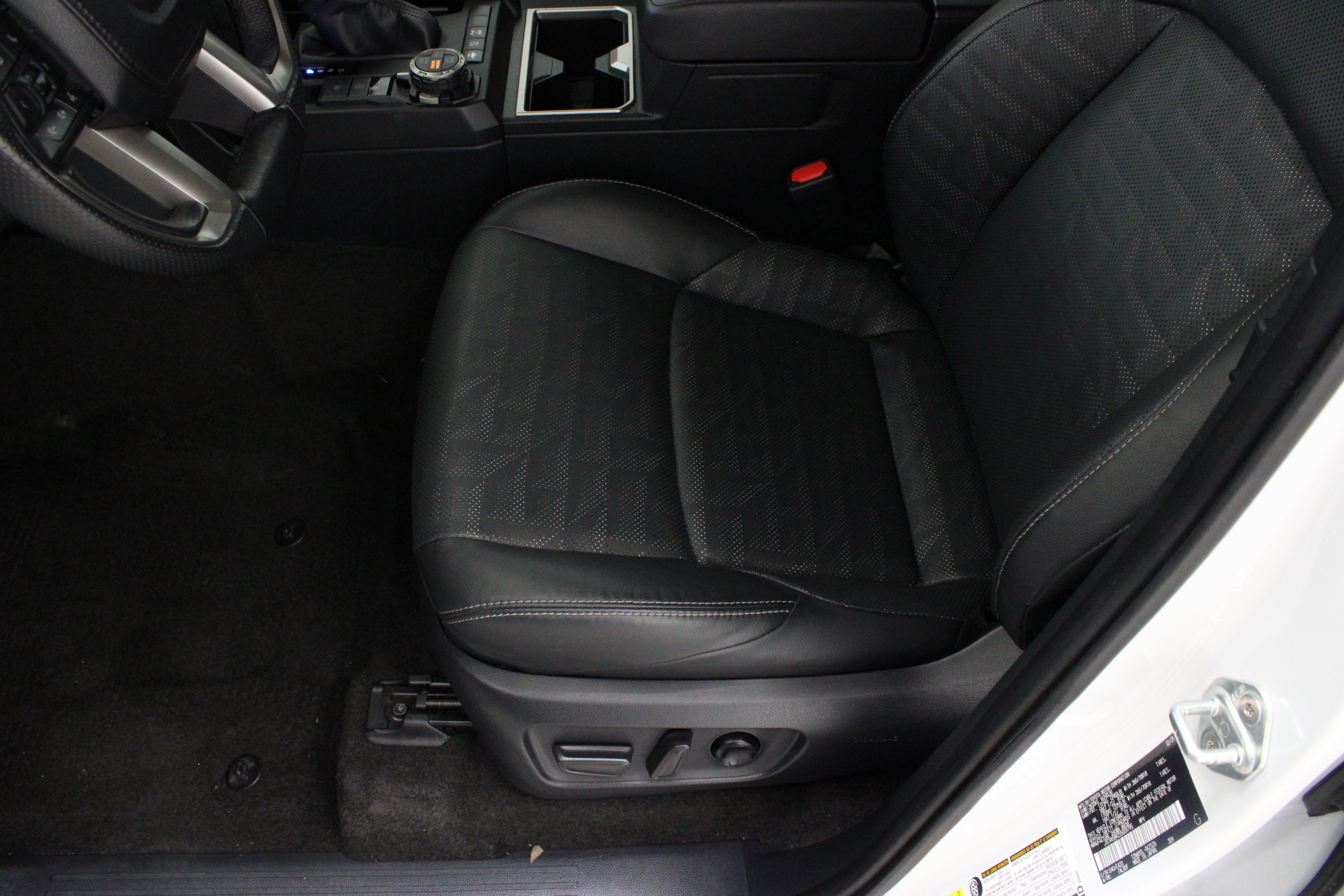 Used 2025 Toyota 4Runner TRD Off-Road Premium w/ Tow Technology Package AWD/4WD image 15