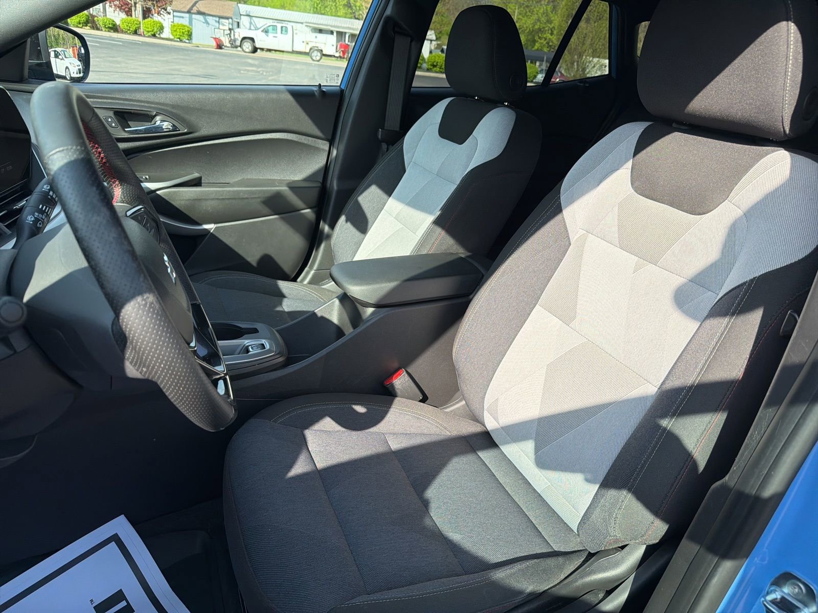 Used 2024 Chevrolet Trax RS w/ Driver Confidence Package image 23