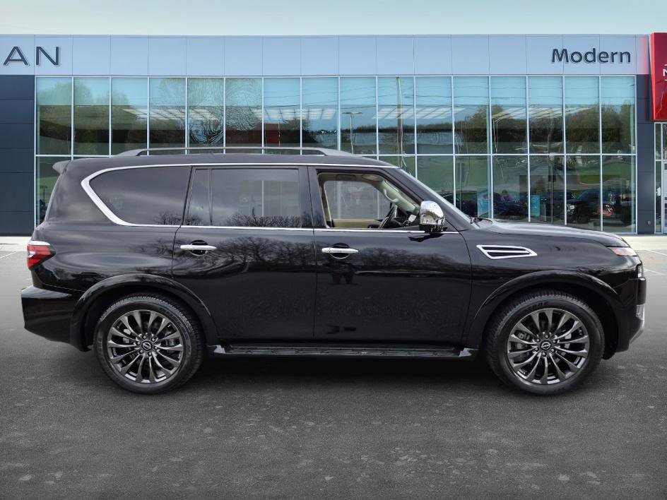 Certified 2024 Nissan Armada Platinum image 4