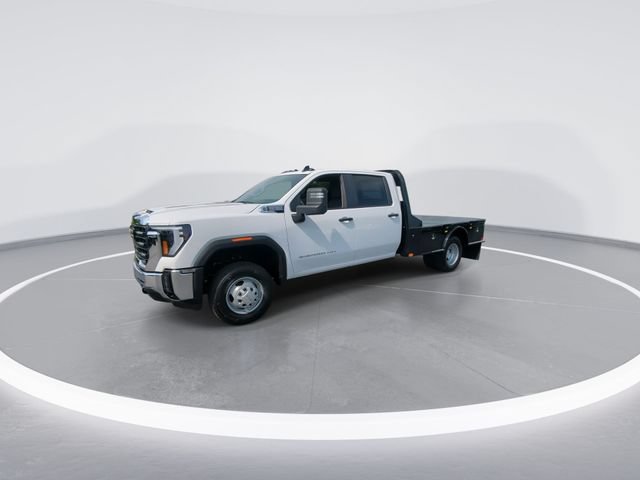 New 2025 GMC Sierra 3500 Pro w/ Convenience Package AWD/4WD image 4