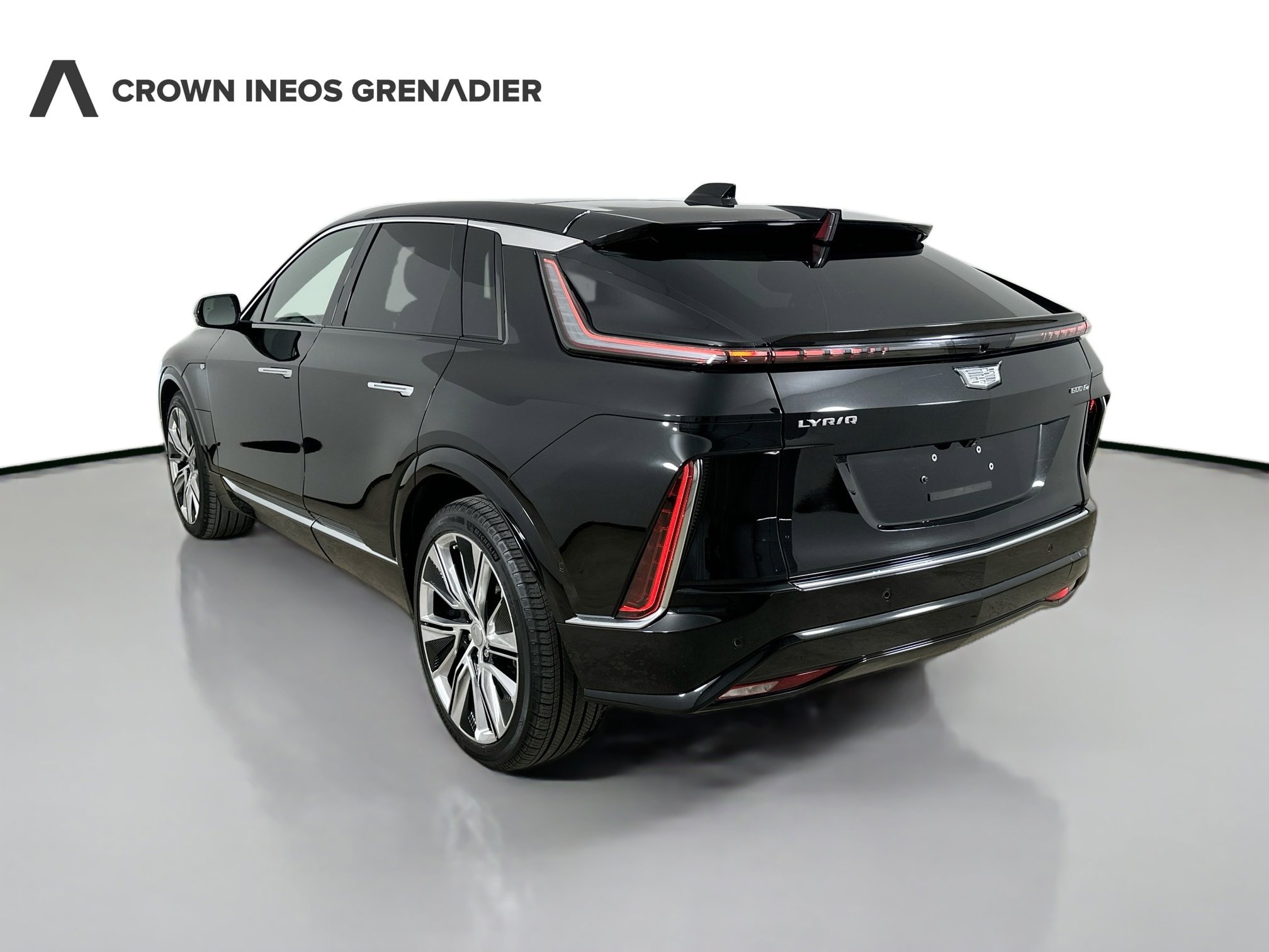 Used 2024 Cadillac Lyriq Luxury w/ LPO, Floor Liner Package image 7