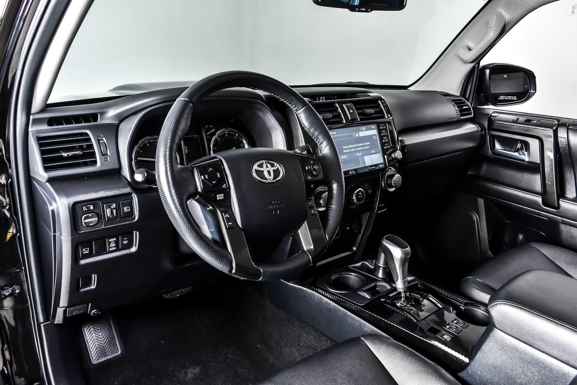 Used 2024 Toyota 4Runner TRD Off-Road Premium w/ Off Road Premium Plus Package AWD/4WD image 17