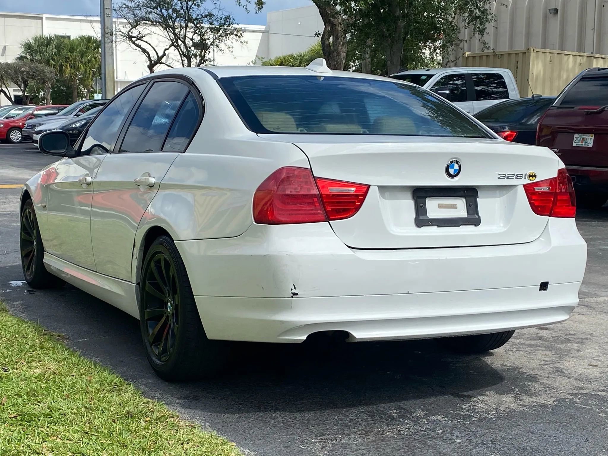 Used 2011 BMW 328i Sedan image 10