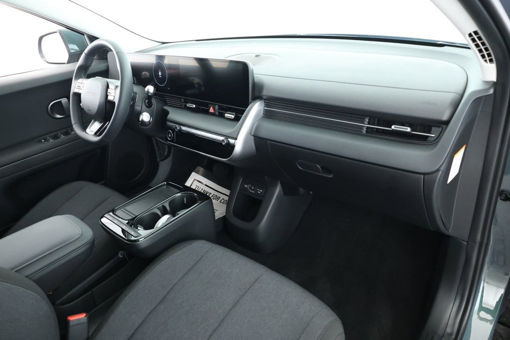 Used 2025 Hyundai Ioniq 5 SE image 22
