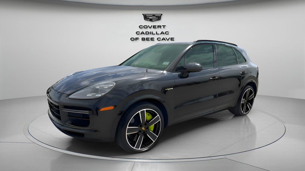 Used 2023 Porsche Cayenne Turbo S image 6
