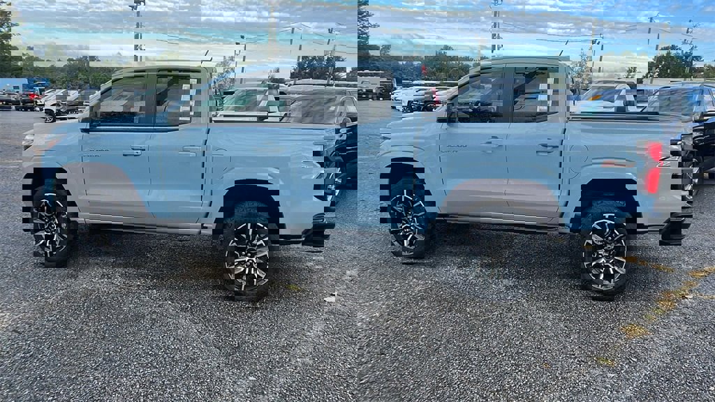 New 2025 Chevrolet Colorado Z71 image 8