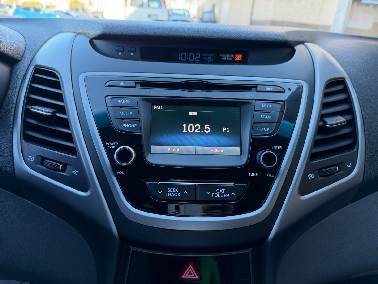 Used 2015 Hyundai Elantra SE w/ Option Group 02 image 28