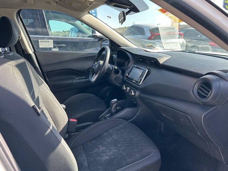 Used 2022 Nissan Kicks S FWD image 14