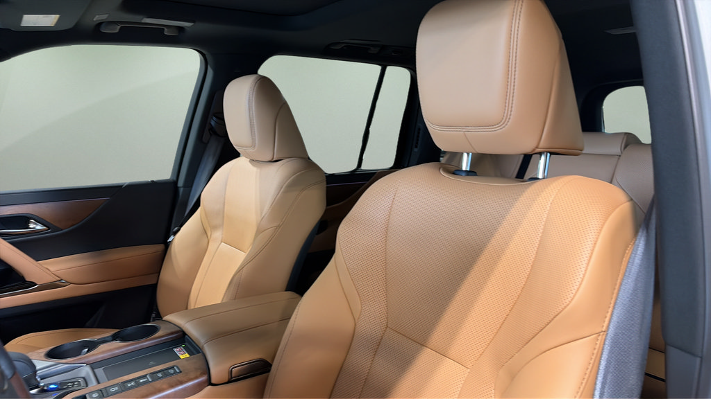 New 2026 Lexus LX 700h Luxury AWD/4WD image 15