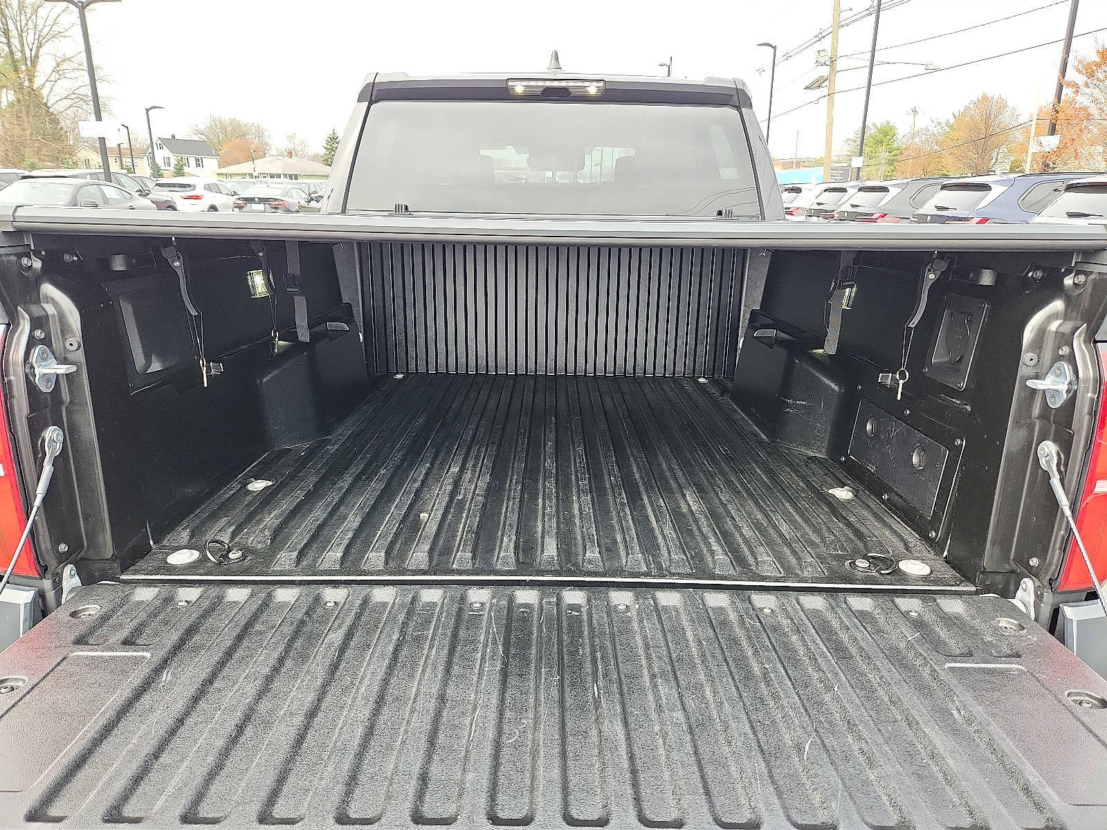 Used 2025 Toyota Tacoma TRD Sport AWD/4WD image 26