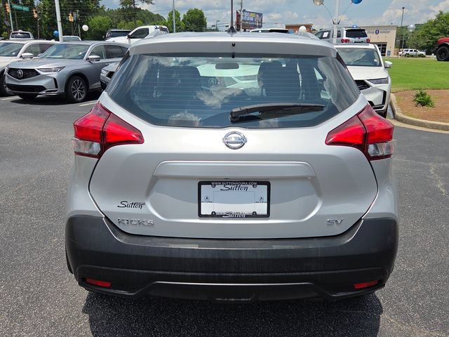 Used 2019 Nissan Kicks SV FWD image 11