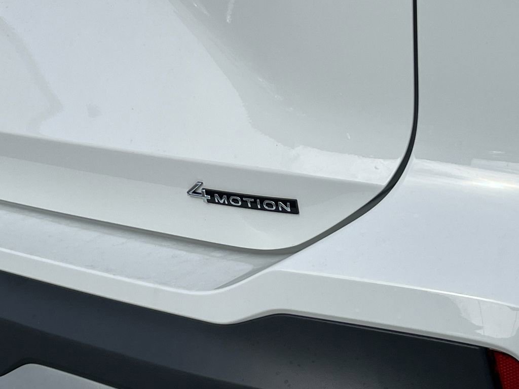 New 2026 Volkswagen Tiguan SE image 6