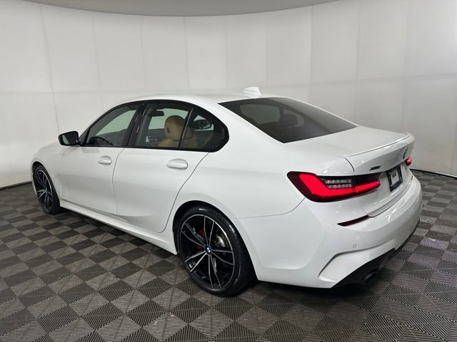 Used 2022 BMW 330i xDrive Sedan w/ M Sport Package image 5