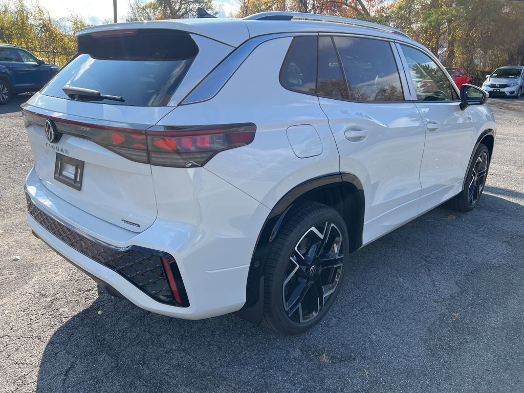 New 2026 Volkswagen Tiguan SEL R-Line image 6