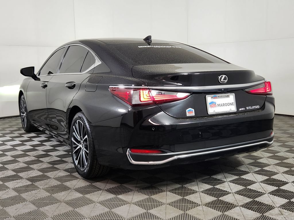 Used 2024 Lexus ES 250 w/ Premium Package AWD/4WD image 5