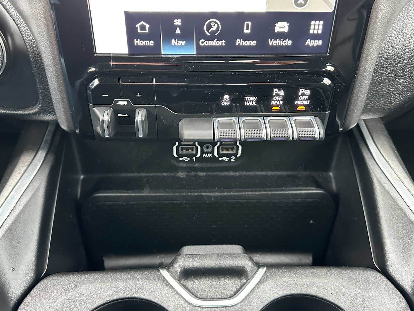 Used 2022 RAM 1500 Laramie w/ Sport Appearance Package image 29