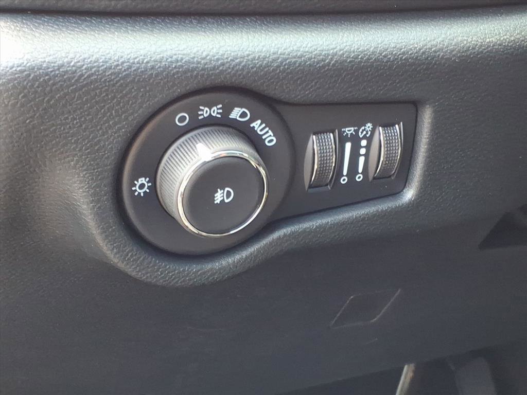 New 2026 Chrysler Pacifica Limited w/ S Appearance Package image 5