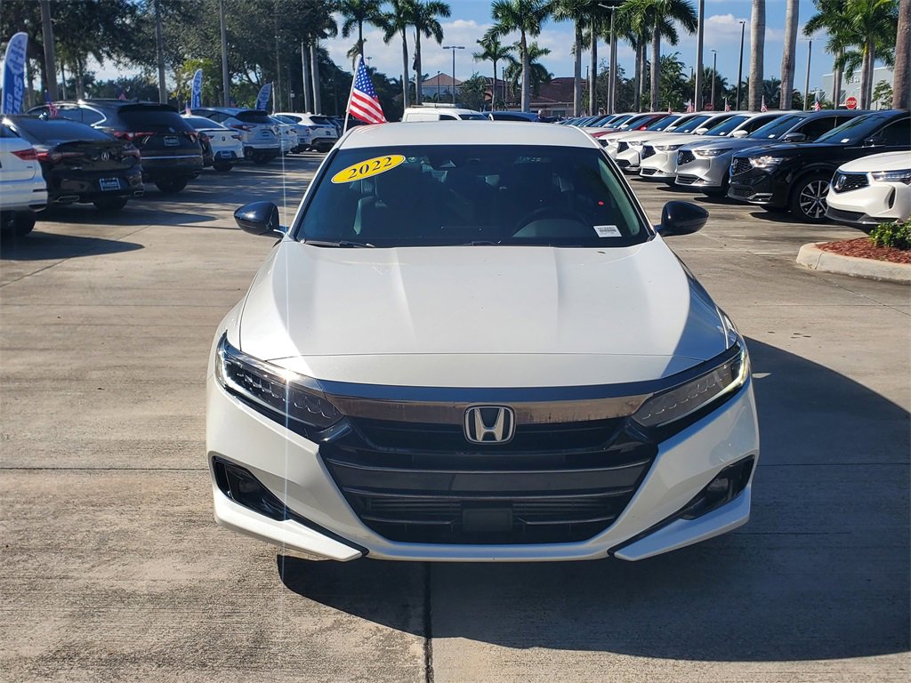 Used 2022 Honda Accord Sport image 2