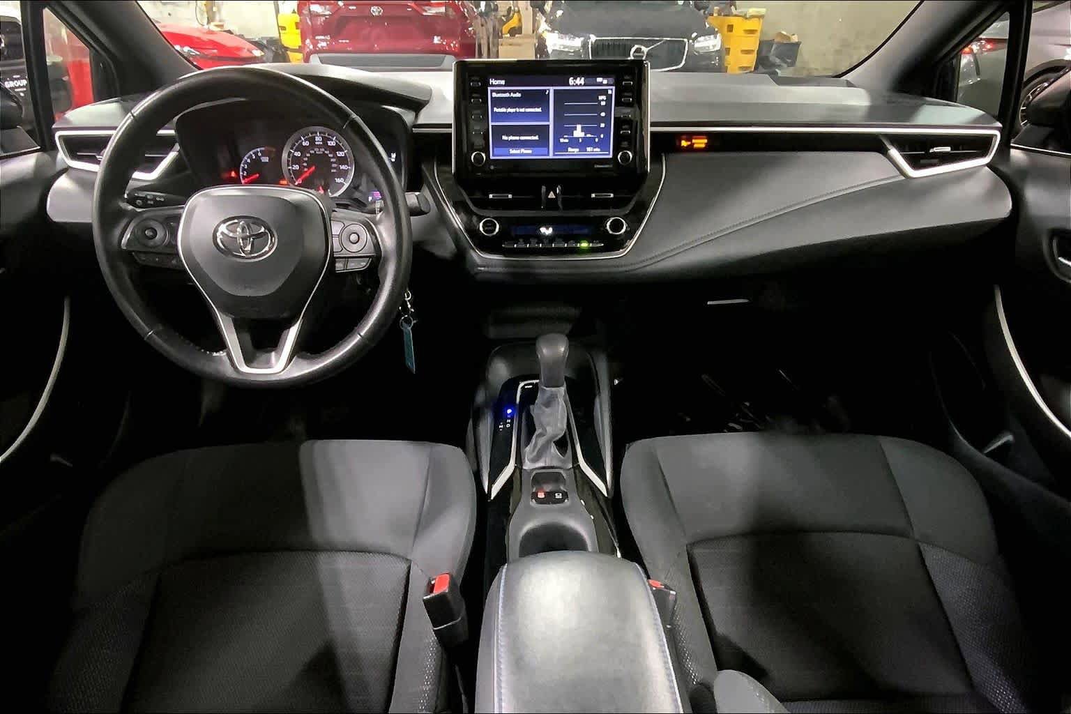 Used 2021 Toyota Corolla SE image 16