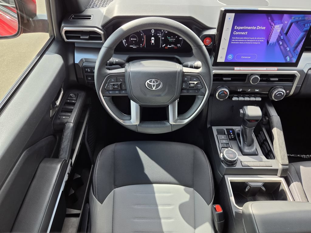 Used 2025 Toyota Tacoma TRD Sport AWD/4WD image 13