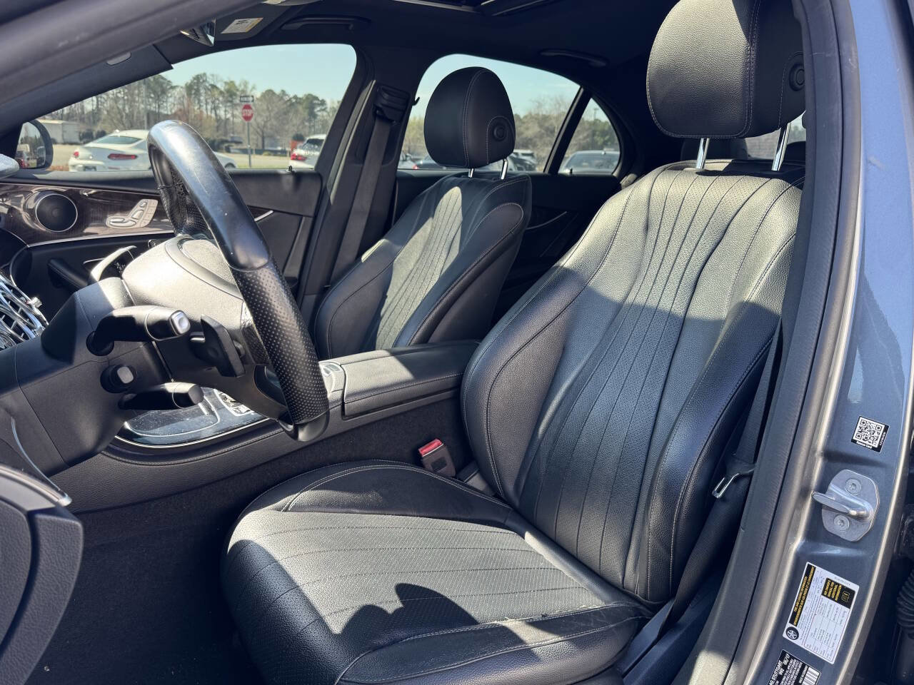 Used 2017 Mercedes-Benz E 300 image 9