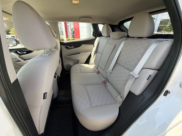 Certified 2021 Nissan Rogue Sport SV AWD/4WD image 23