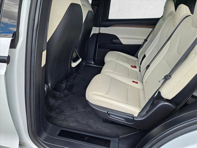 Used 2022 Tesla Model X AWD/4WD image 18