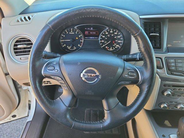 Used 2020 Nissan Pathfinder SL AWD/4WD image 23