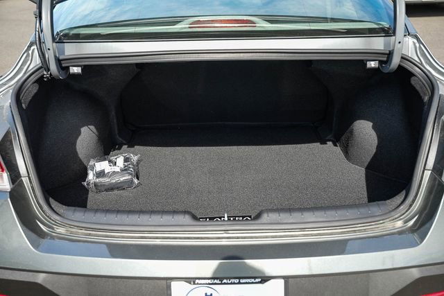 New 2026 Hyundai Elantra Sport FWD image 29