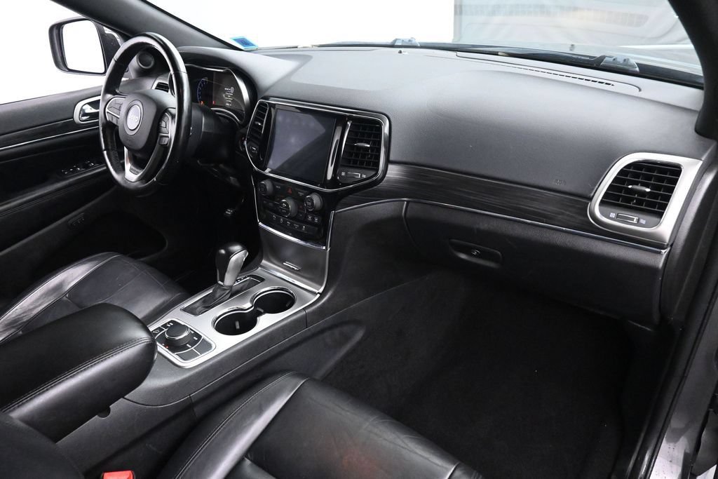 Used 2020 Jeep Grand Cherokee Limited AWD/4WD image 24