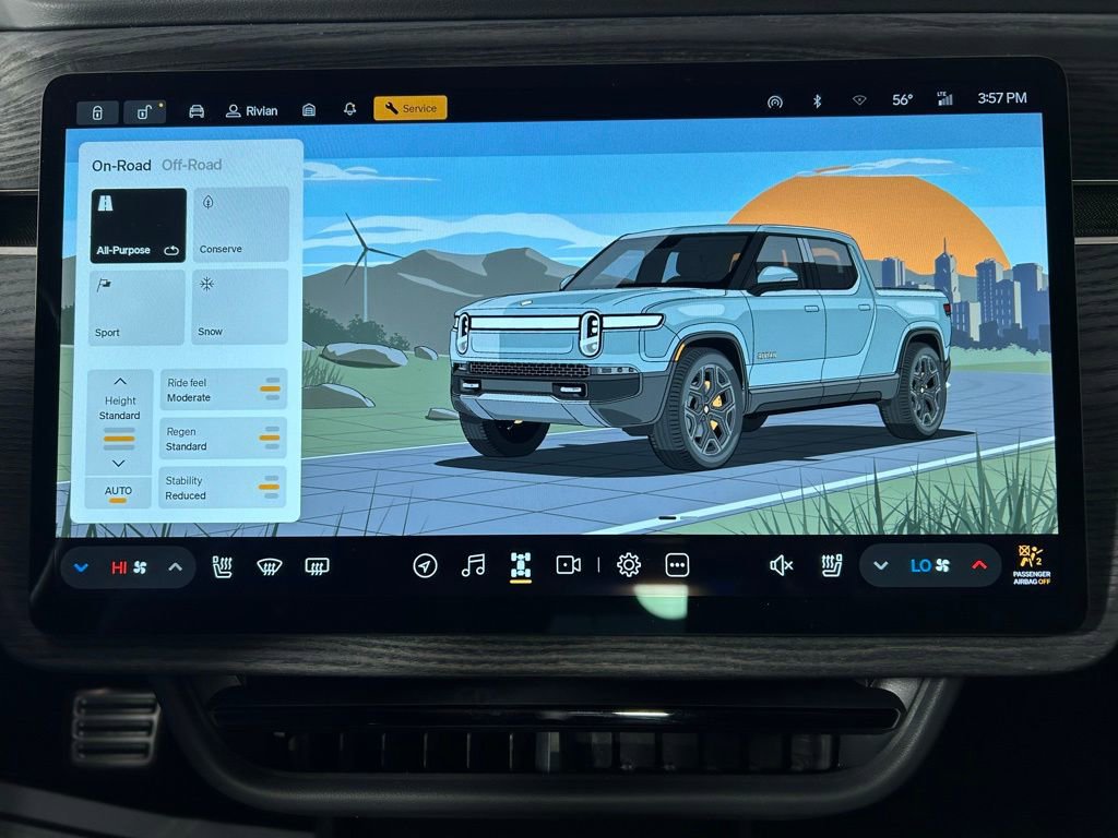 Used 2023 Rivian R1T Adventure image 20