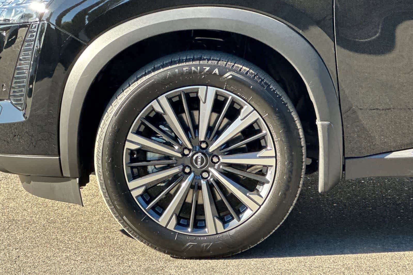 New 2026 Nissan Pathfinder Platinum image 36