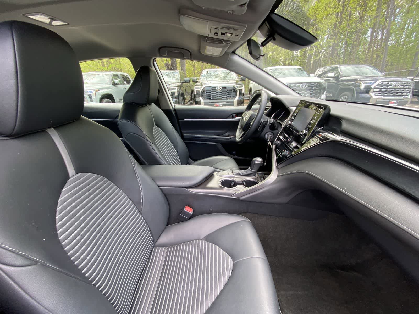 Used 2024 Toyota Camry SE FWD image 20