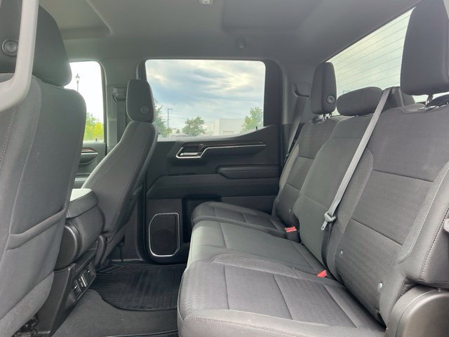 Used 2022 Chevrolet Silverado 1500 LT AWD/4WD image 35