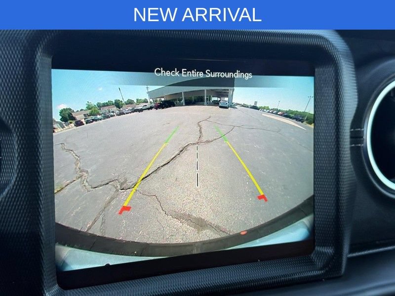 Used 2022 Jeep Wrangler Unlimited Sahara AWD/4WD image 23