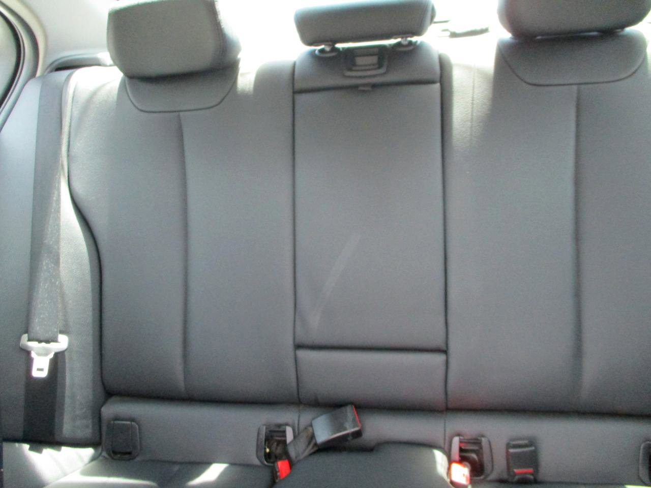 Used 2014 BMW 328i Sedan RWD image 18