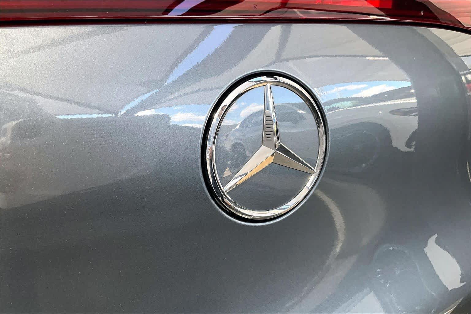 Certified 2025 Mercedes-Benz EQE 350+ 4MATIC SUV w/ Winter Package image 9