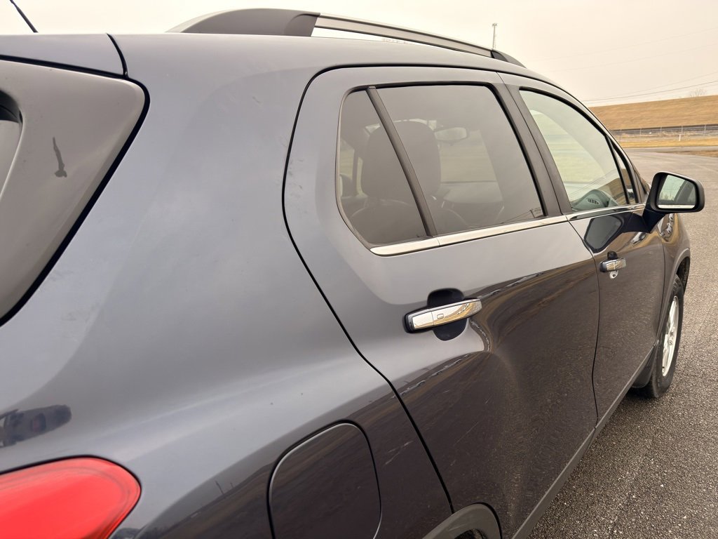 Used 2018 Chevrolet Trax LT w/ Driver Confidence Package image 9
