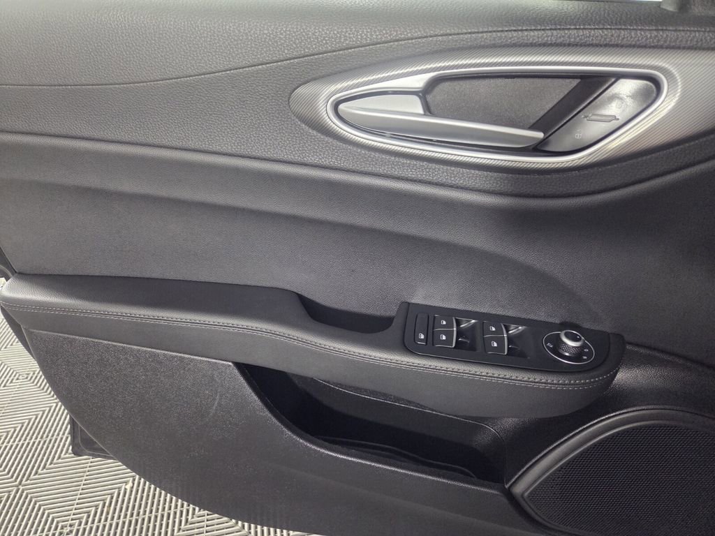 Used 2024 Alfa Romeo Giulia Ti w/ Active Assist Plus Package image 22