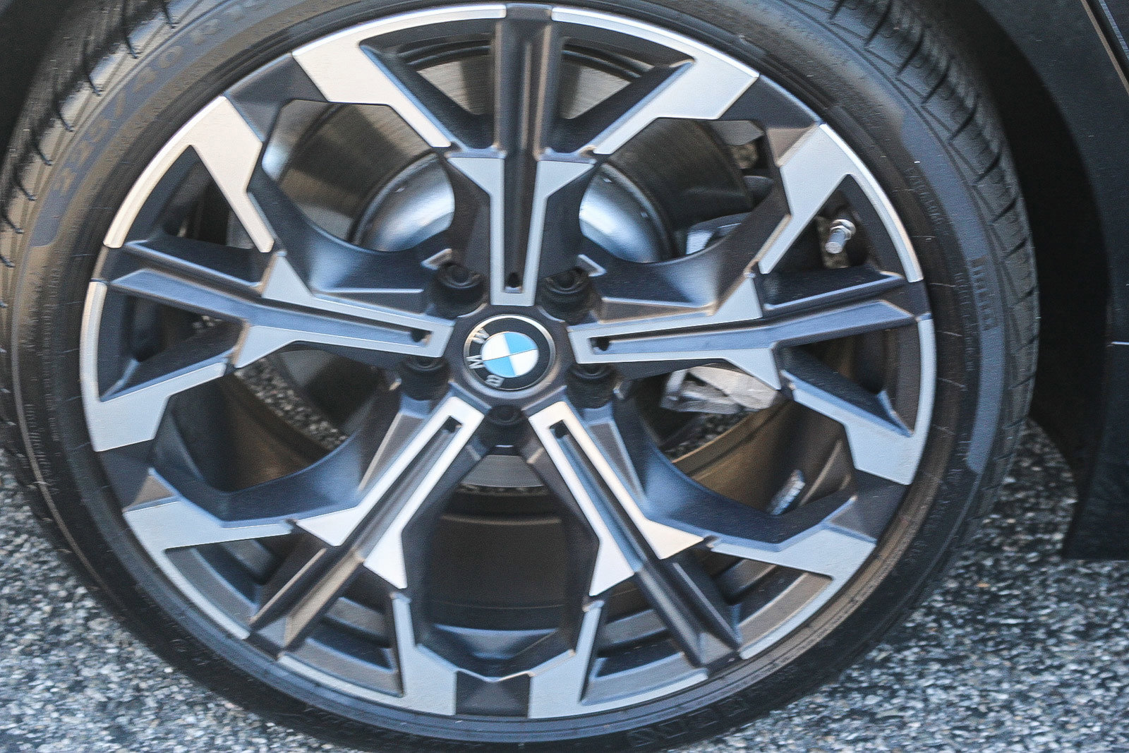 Certified 2025 BMW 330i Sedan w/ Convenience Package image 11