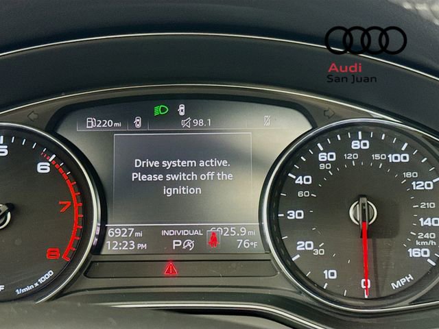 Used 2024 Audi Q5 2.0T Premium w/ Convenience Package image 14