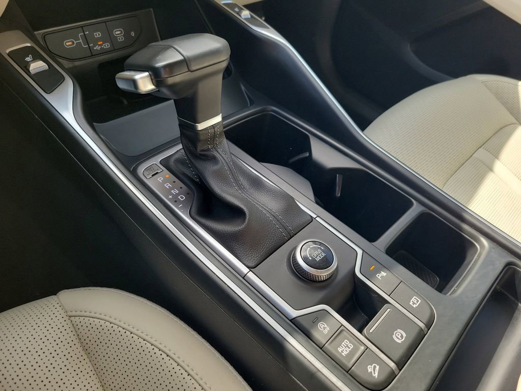Used 2024 Kia Sorento S w/ Panoramic Sunroof Package image 32