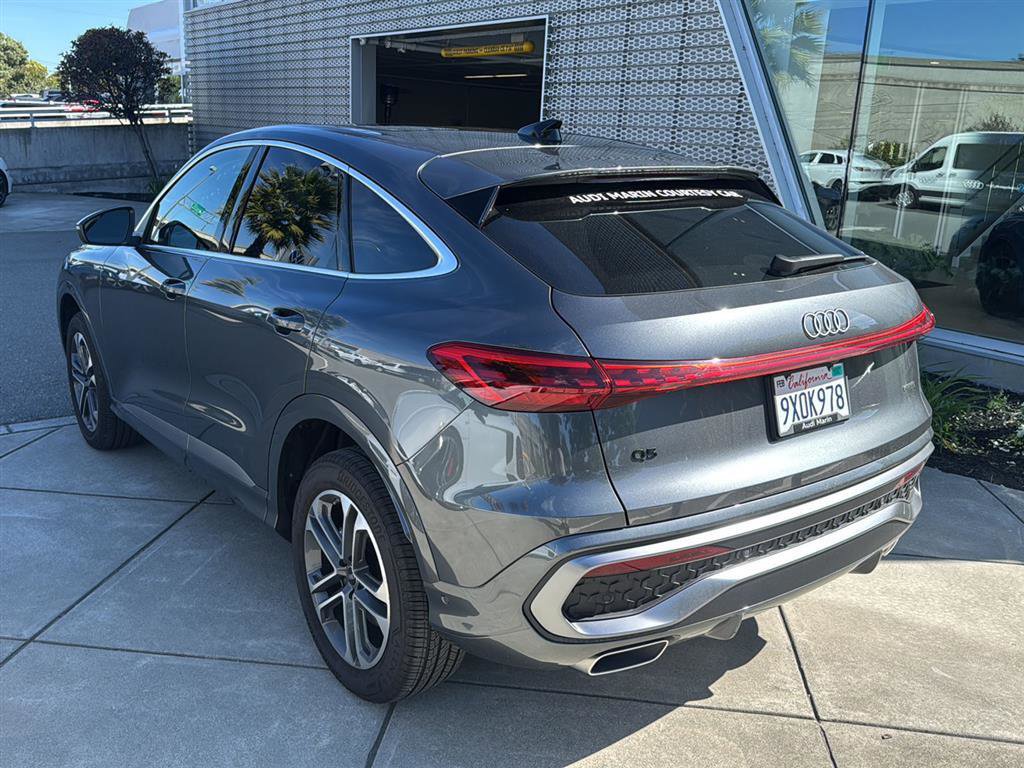 Certified 2025 Audi Q5 Premium Plus w/ Premium Plus AWD/4WD image 8