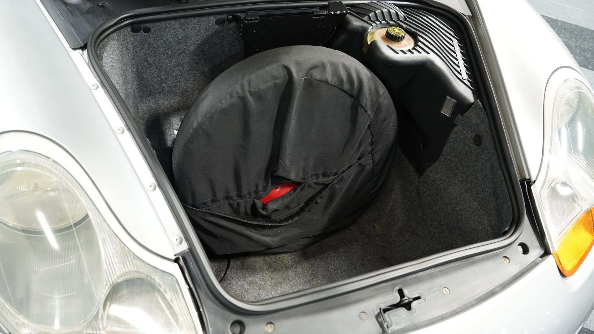 Used 1998 Porsche Boxster image 25