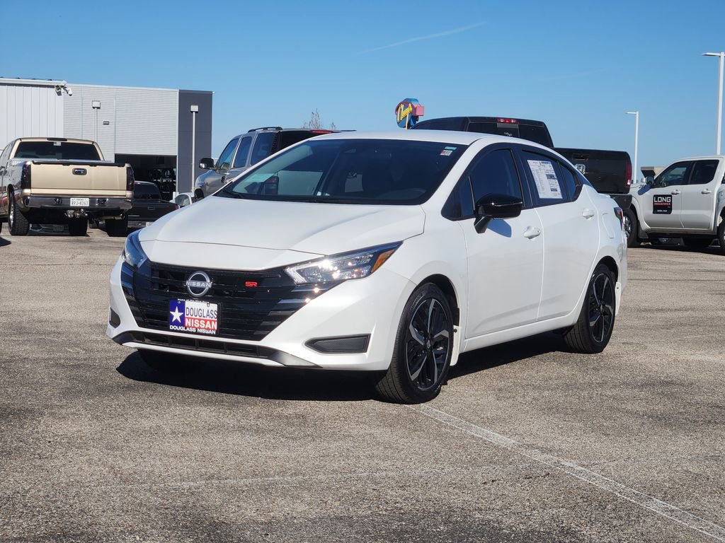 New 2025 Nissan Versa SR w/ Trunk Package FWD video 2