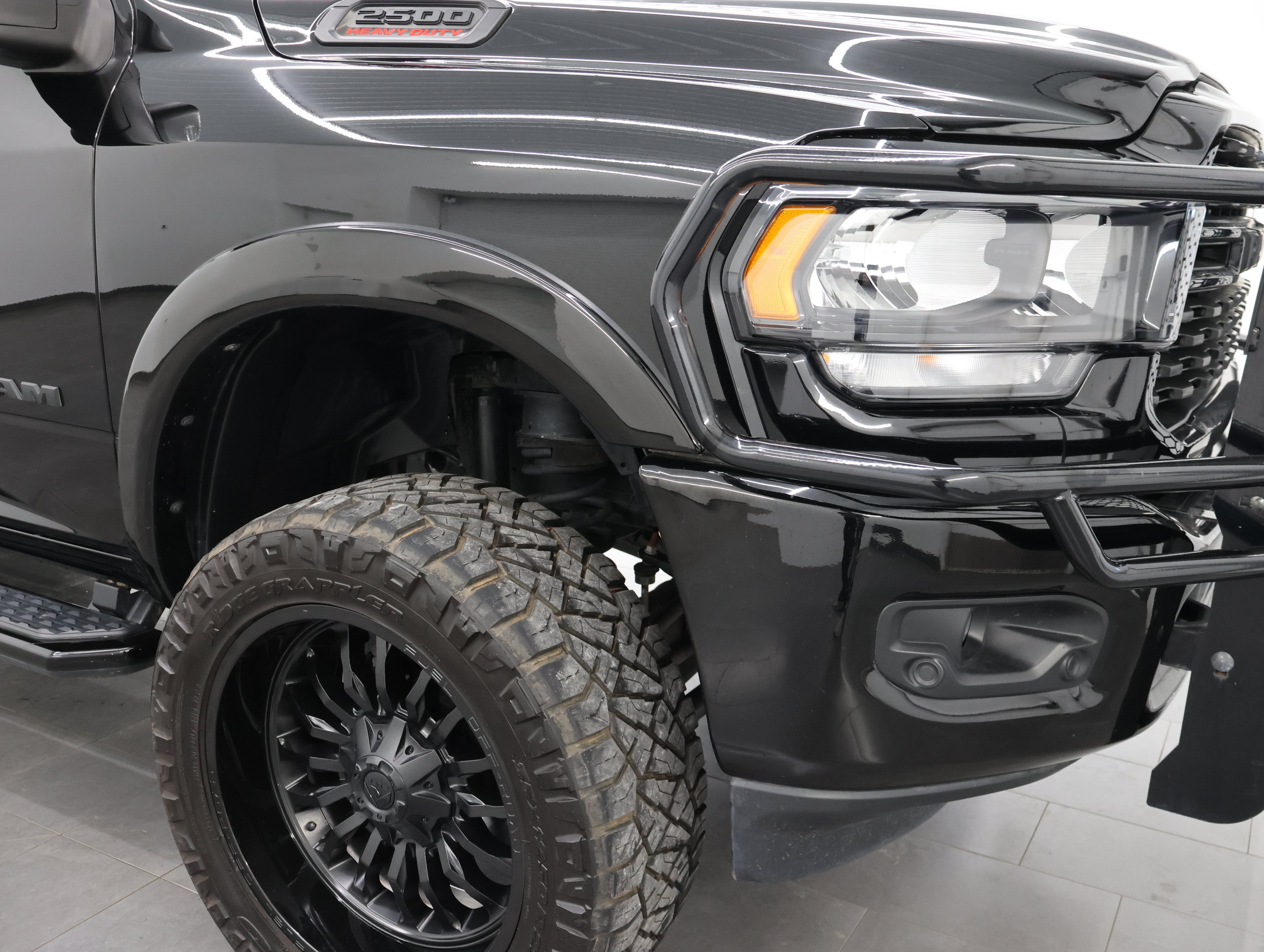 Used 2024 RAM 2500 Big Horn w/ Night Edition AWD/4WD image 24